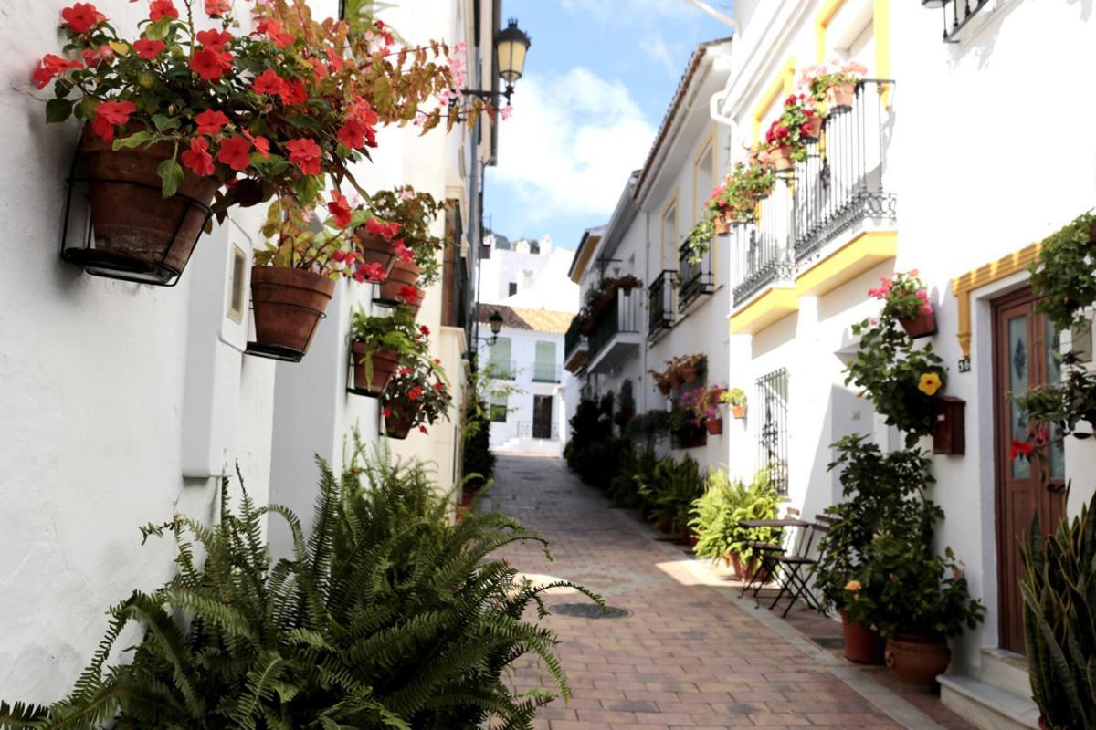 2Bdr Sunny Apartment With Pool And Private Parking In Benalmádena Exterior foto